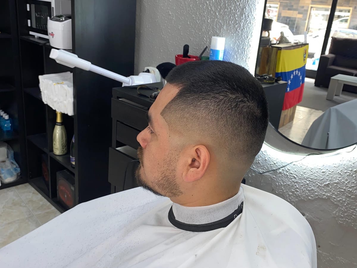 Barberia @Area.51 barberos venezolanos — foto 3