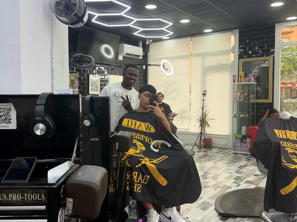 Brooklyn barber shop torrefiel — belleza & estética en Valencia
