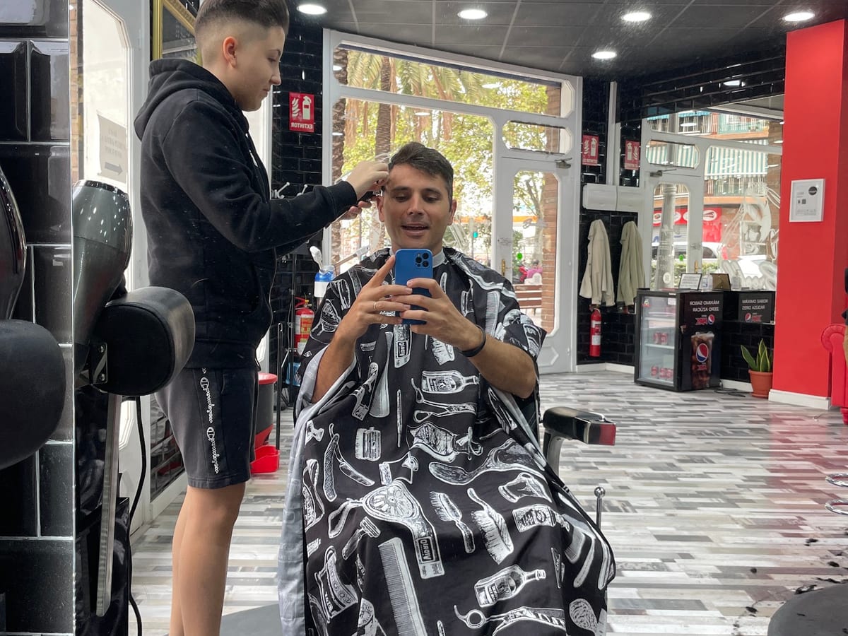 Brooklyn barber shop torrefiel — foto 2