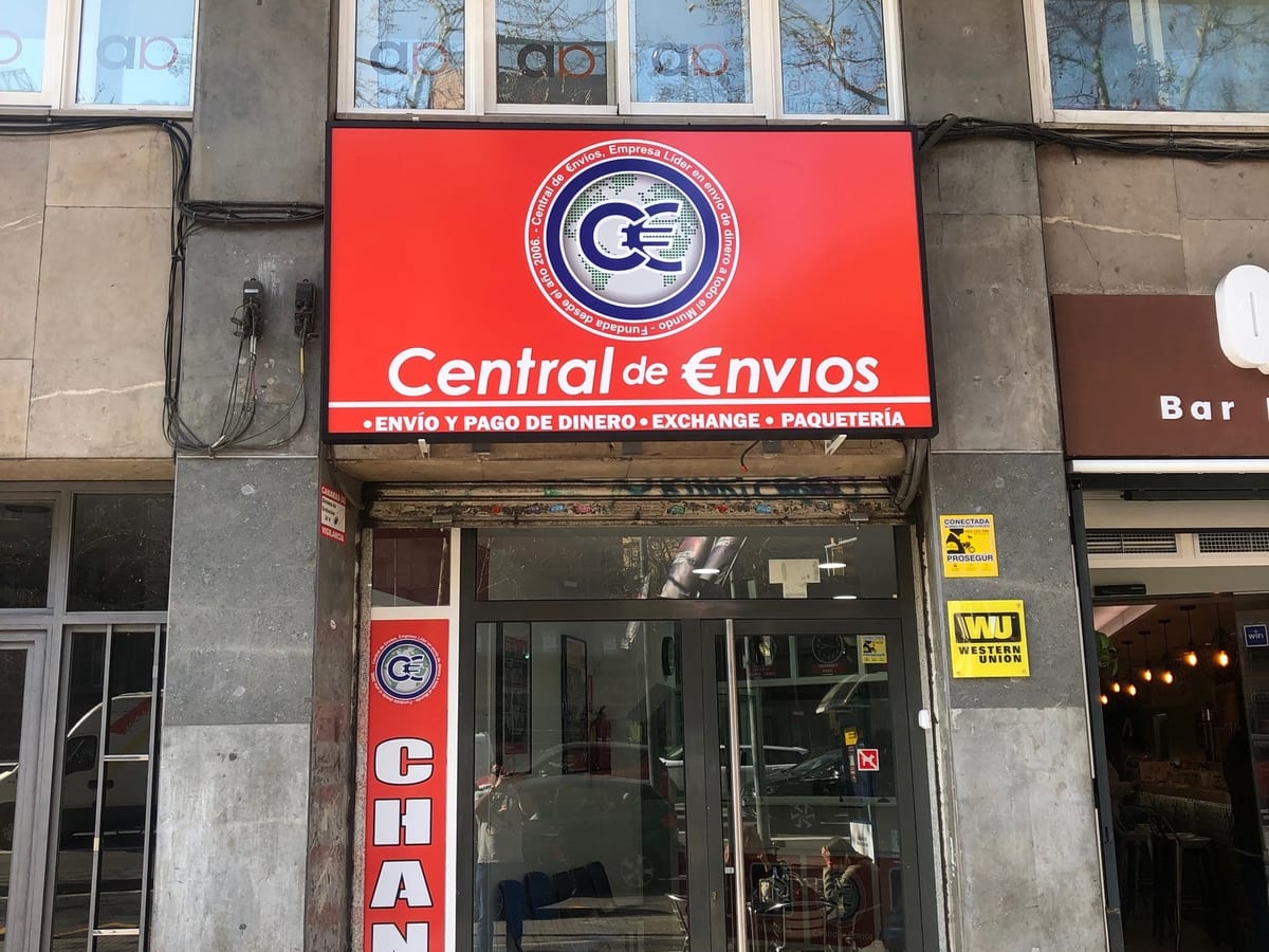 Central de Envíos - Latin Travel Paqueteria Aérea - CHANGE DOLLAR — foto 3