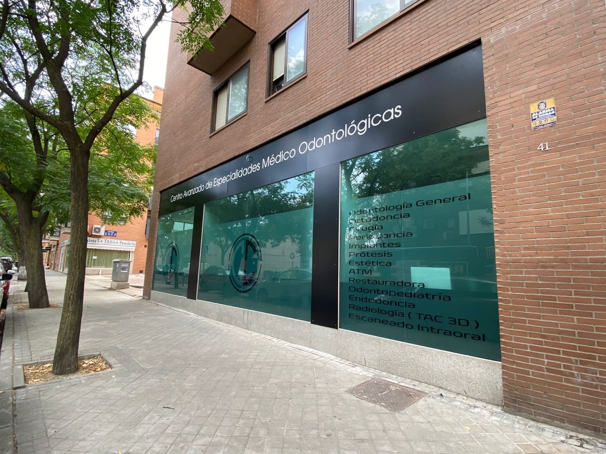 CLÍNICA DENTAL CAREY — salud & medicina en Madrid