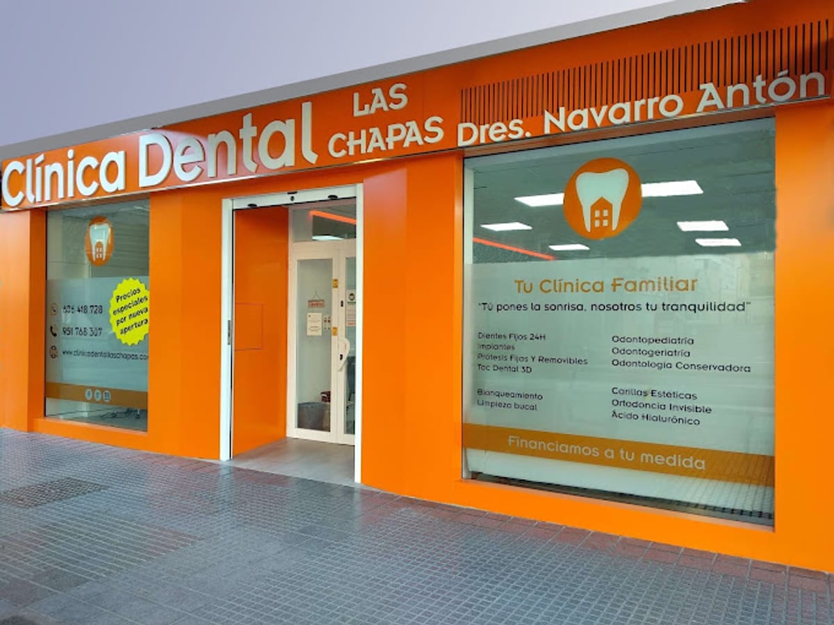 Clínica dental Las Chapas - Dentistas en Málaga — salud & medicina en Málaga