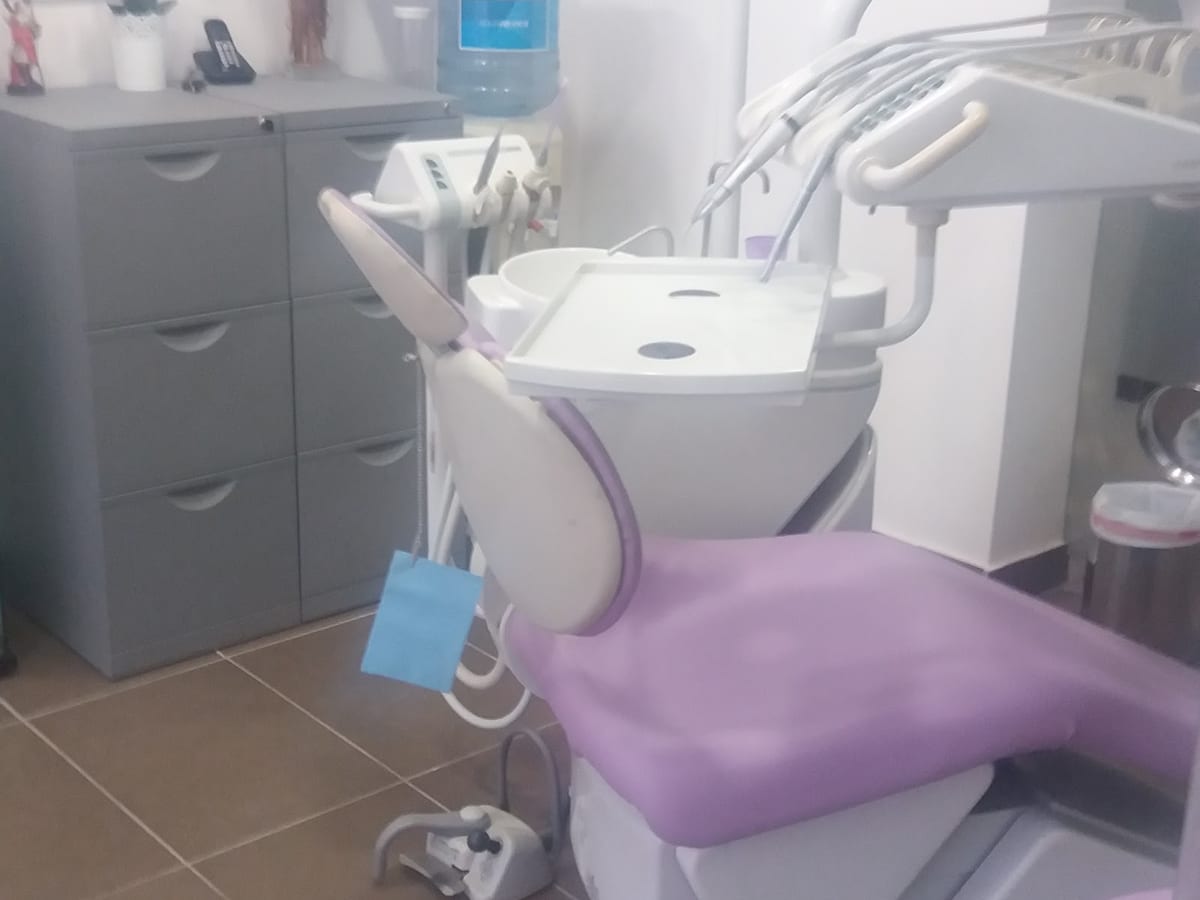 Clínica Dental Salamanca — salud & medicina en Málaga