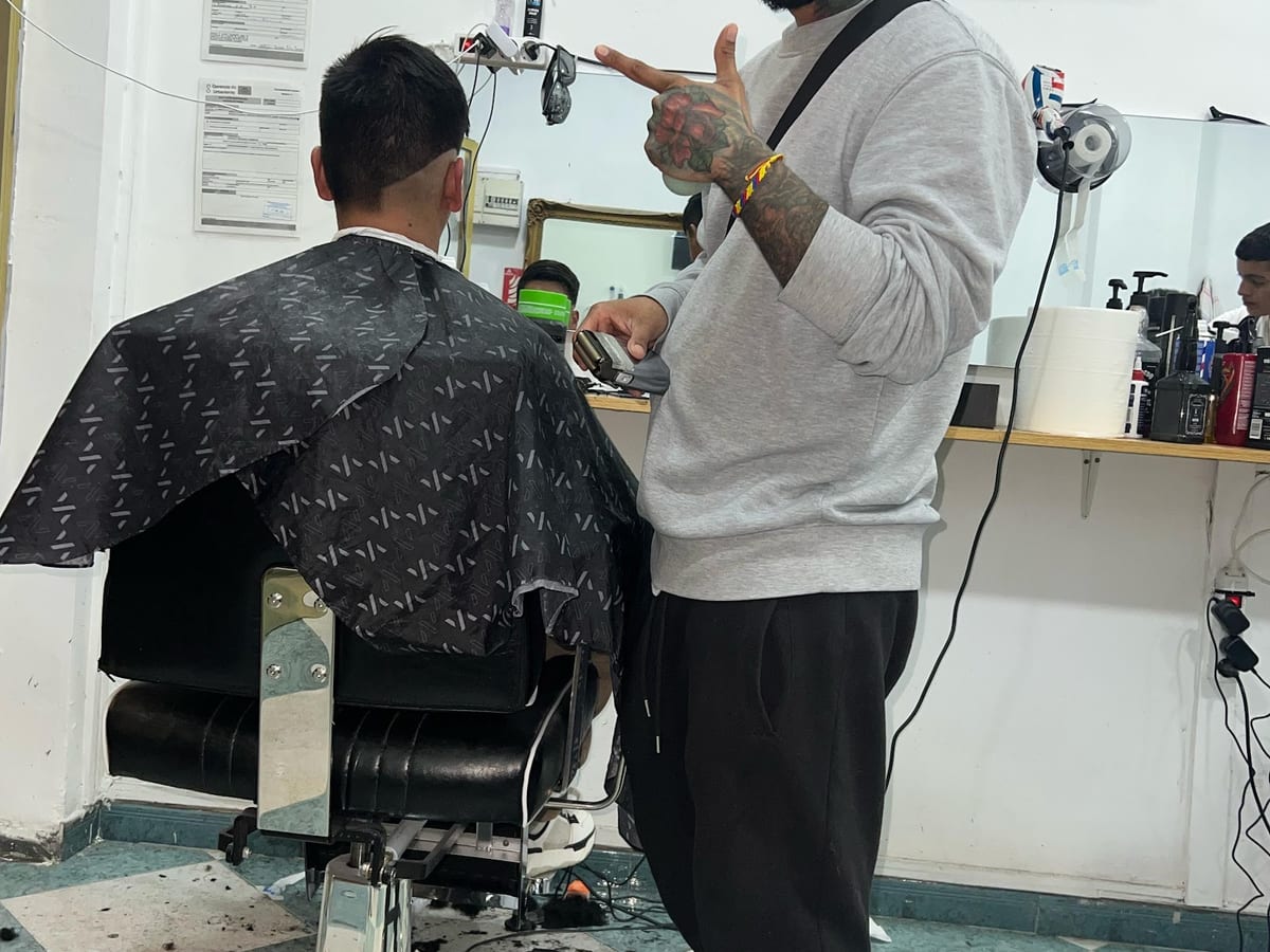 El Colombiano Barbería, Sevilla — foto 3
