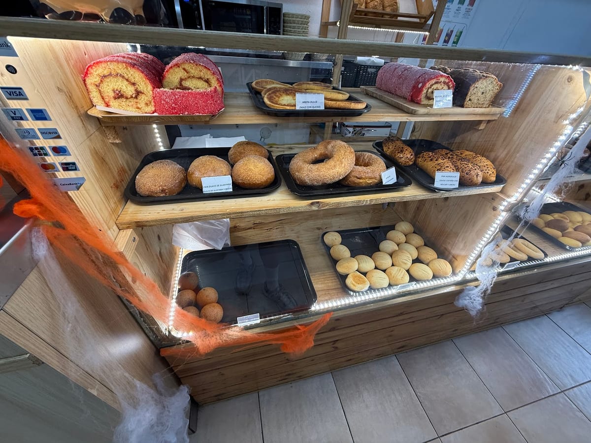 La Sabrosita - Panadería Colombiana, Barcelona — foto 3