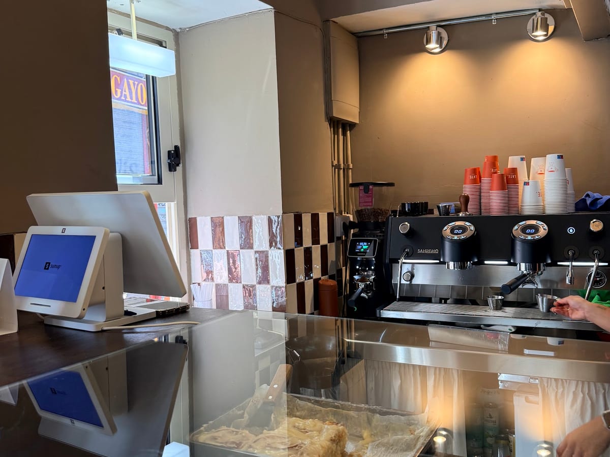 LATE. Specialty coffee & bakery. — tiendas latinas en Sevilla