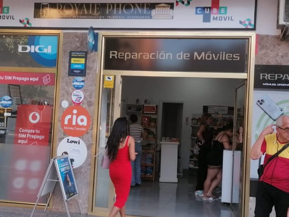 Locutorio ROYAL PHONE — envíos & finanzas en Málaga