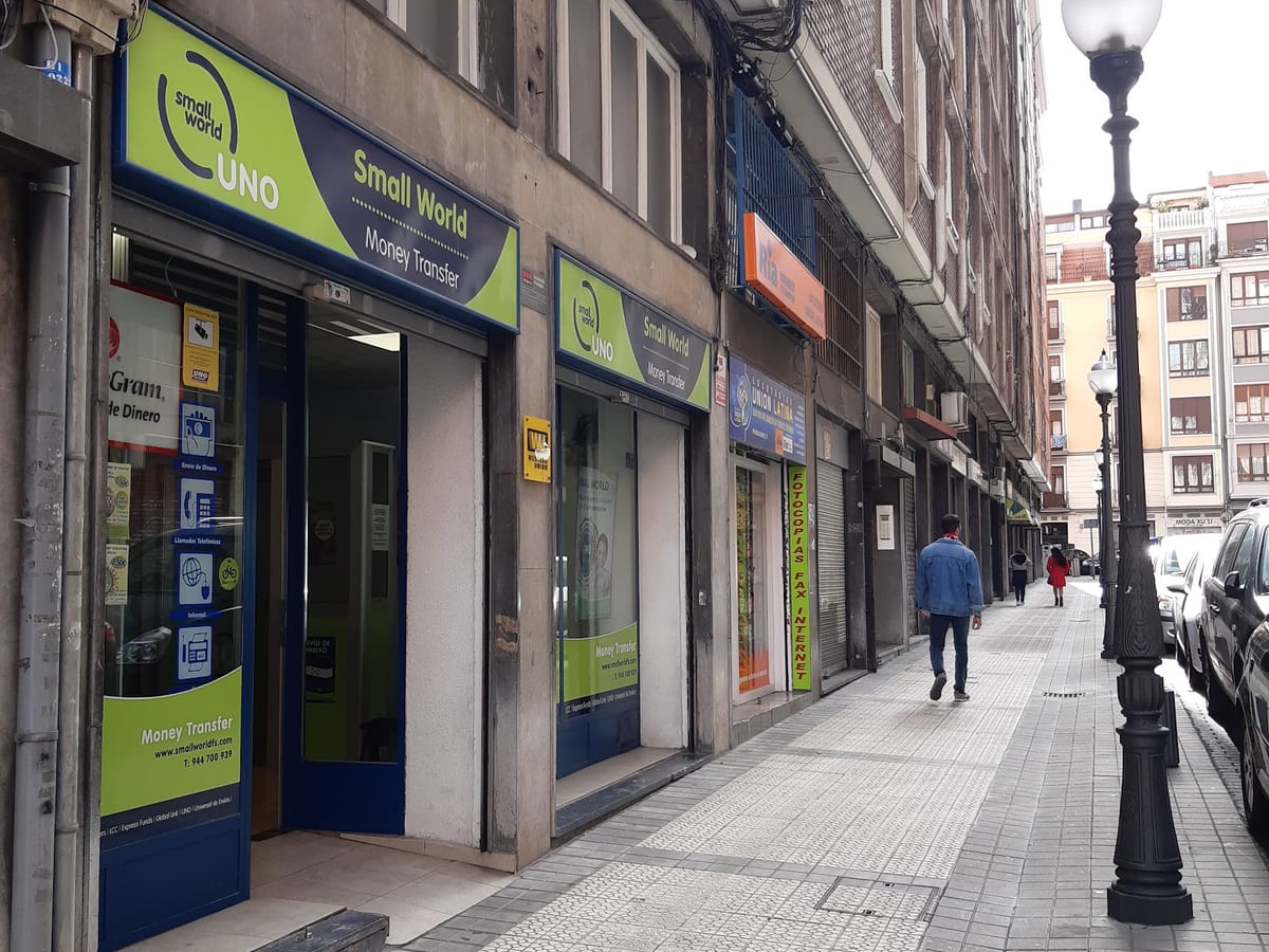 Locutorio UNO Bilbao — foto 3