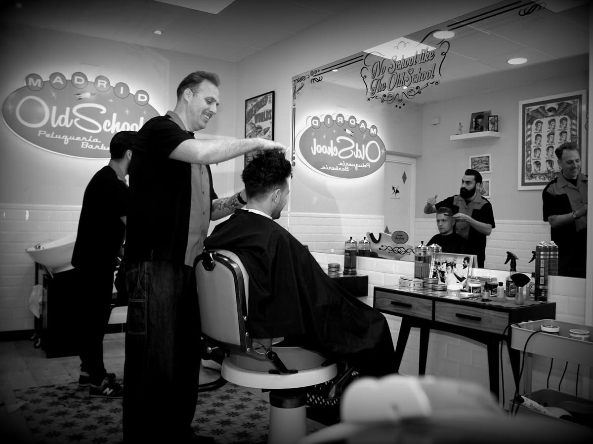 Madrid Oldschool - Peluquería y Barbería — foto 2