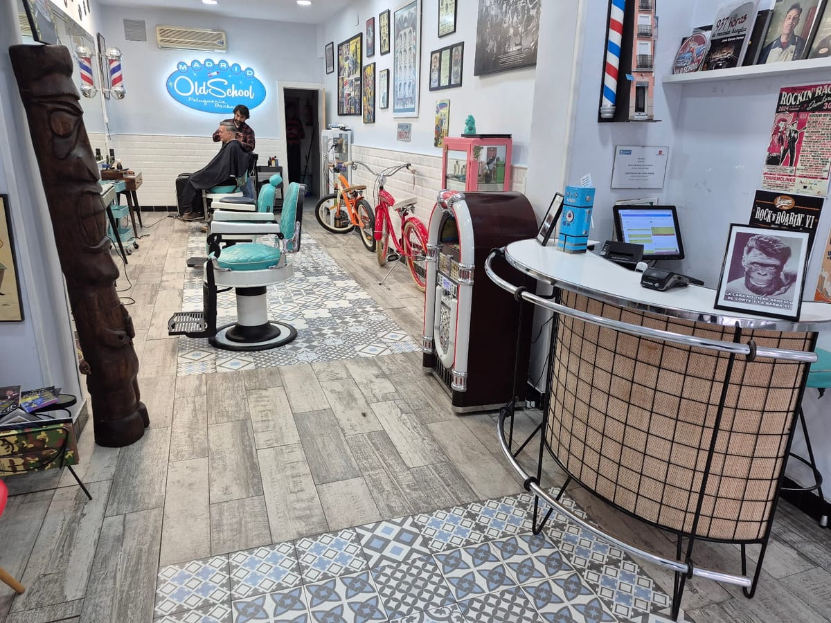 Madrid Oldschool - Peluquería y Barbería — foto 3