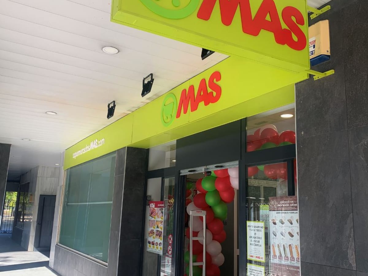 MAS — tiendas latinas en Sevilla