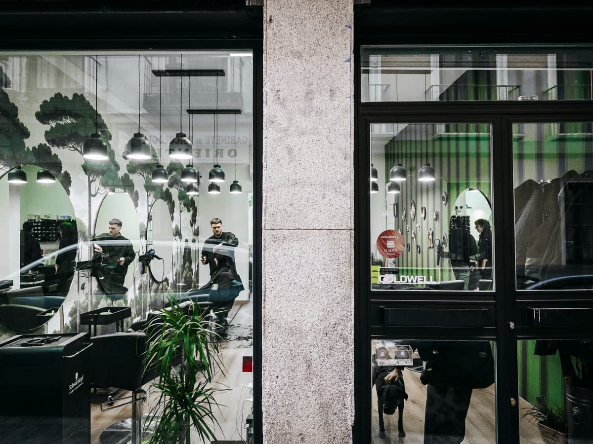 Medussa Hair Studio • Peluquería — belleza & estética en Madrid