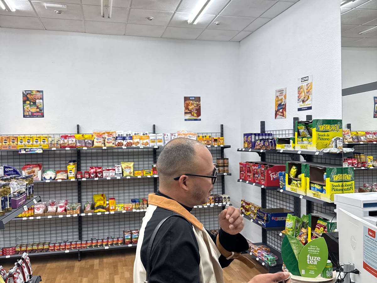 Mini Market Avila, Madrid — foto 2
