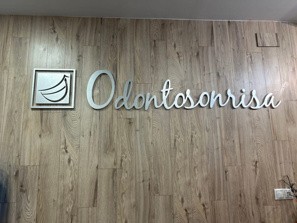 OdontoSonrisa | Dentista Barcelona | Clínica dental latina — foto 2