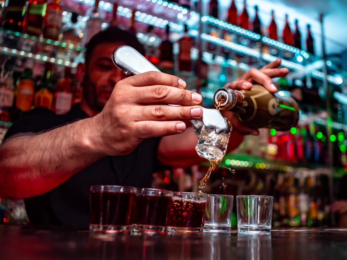Pub El Pirata — local de ocio latino en Madrid