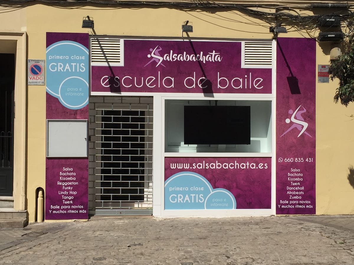 Salsabachata Avenida de América — entretenimiento en Madrid