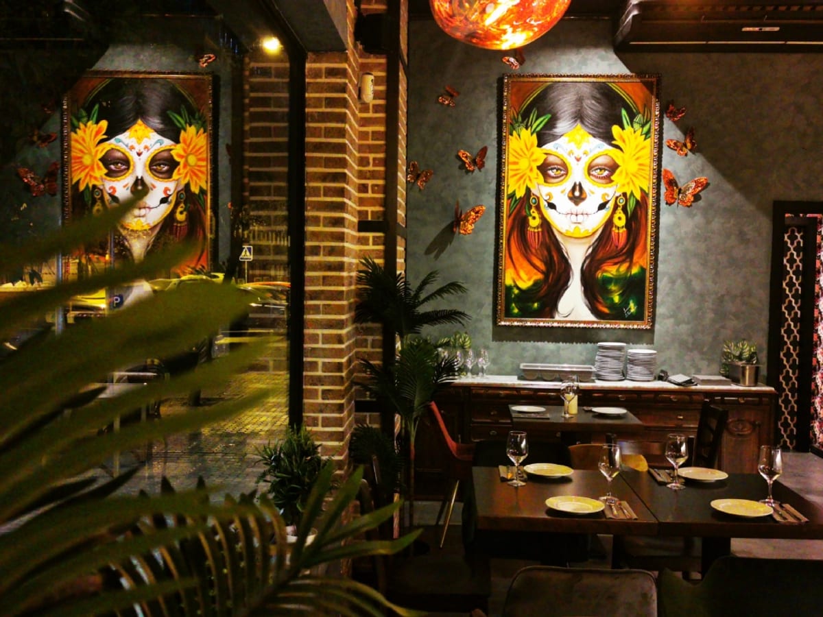 STREET TACOS VIAPOL — restaurante latino en Sevilla
