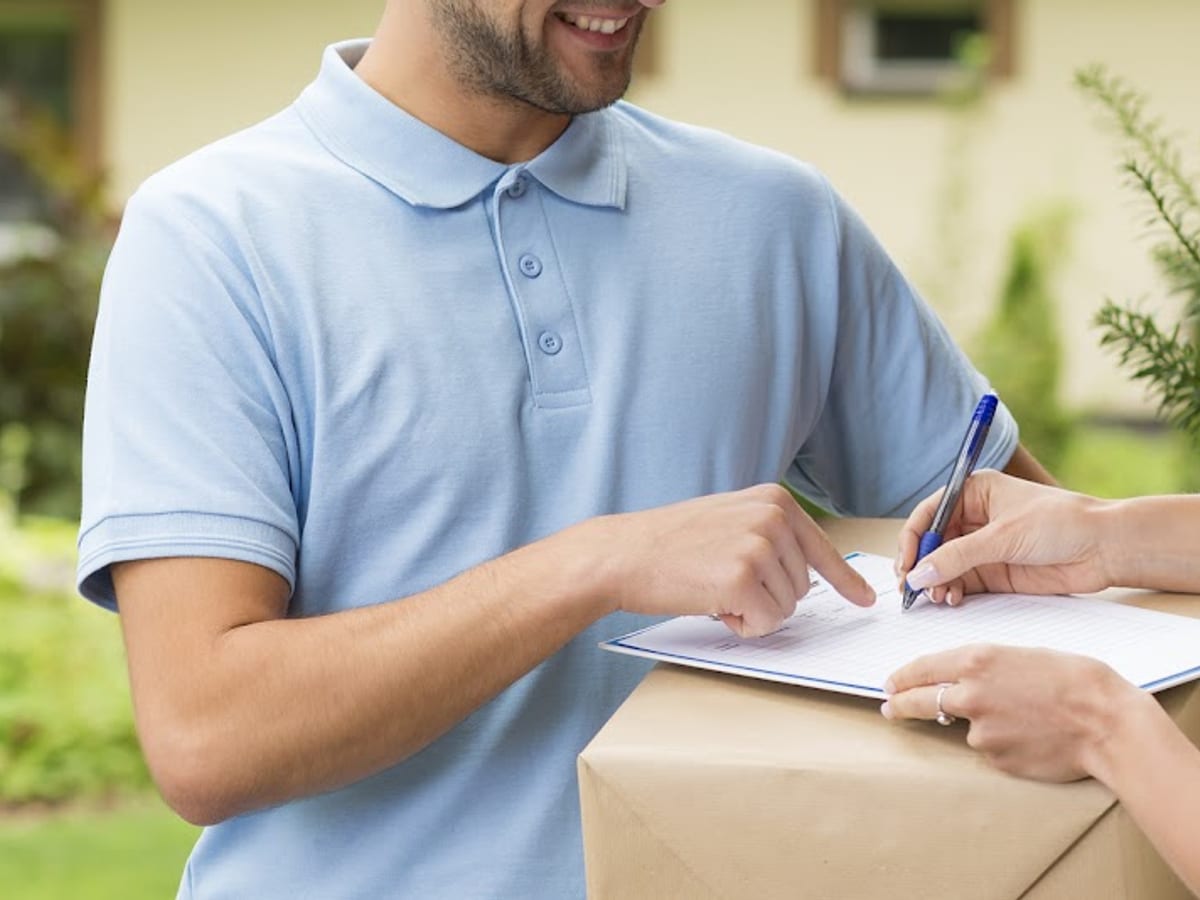 Tamarindo Express, Paquetería a Colombia y Venezuela — envíos & finanzas en Barcelona