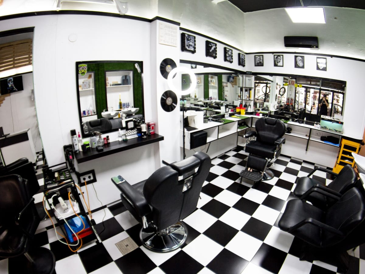 Uranio92 Peluquería Barberia en Valencia — foto 2